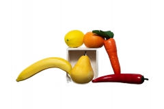 67 Veštačko voće i povrće